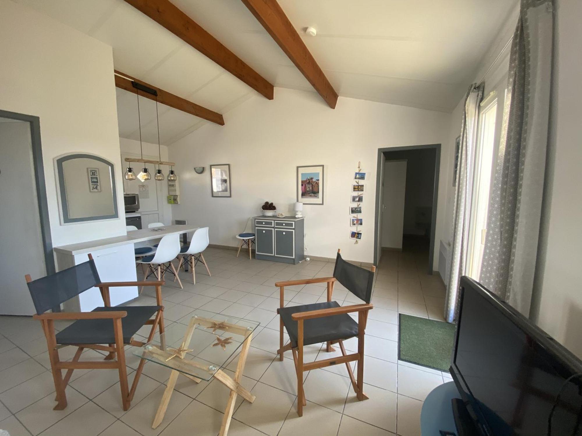 Maison Cosy Avec Piscine Partagee เลอ แชโตว์-โดเลรง ภายนอก รูปภาพ